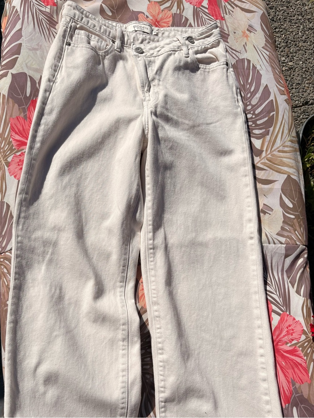 Hidden Los Angeles Women’s White Straight-Leg Jeans 25